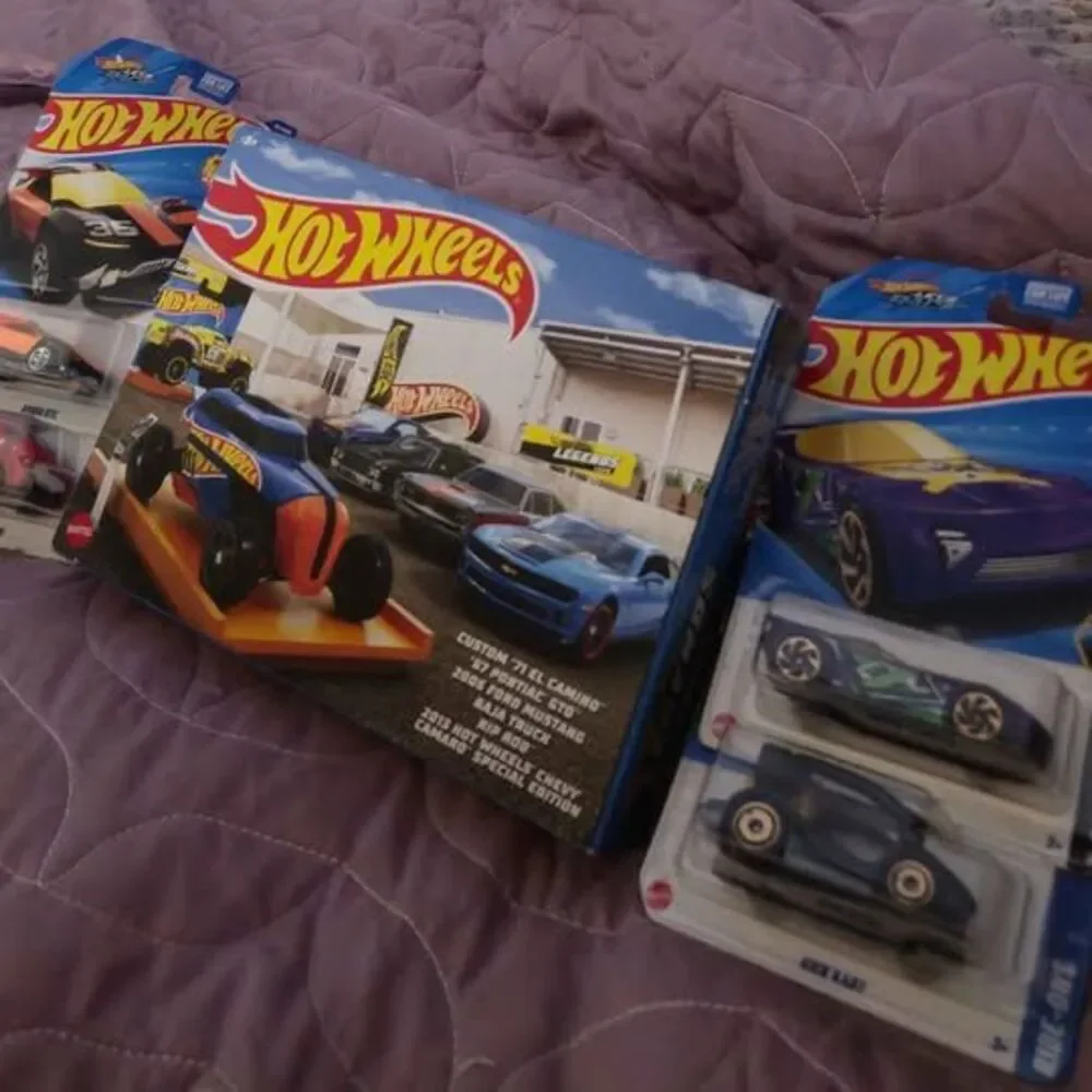 Hot Wheels Legends Die-cast Vehicle 6 Piece Set and Four Extra Cars